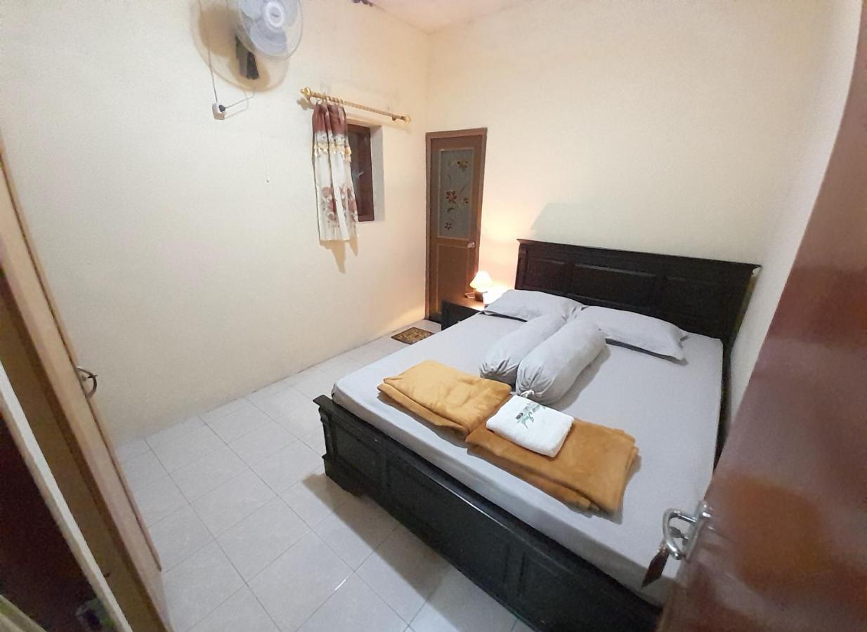 Bumirejo Marry Ind Gunung Kawi Guest House Malang מראה חיצוני תמונה